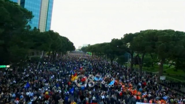 RTV Ora - Pamjet me dron nga protesta e opozitës 25 maj