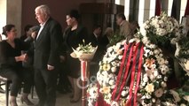 RTV Ora - I jepet  lamtumira e fundit ish-oficerit Ervin Dervina