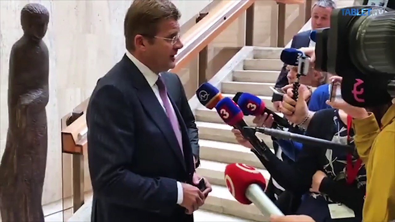 ZÁZNAM: Brífing ministra hospodárstva P. Žigu