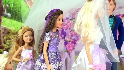 Descargar video: La Boda de Barbie y Ken - Historias con Muñecas | Los Juguetes de Titi