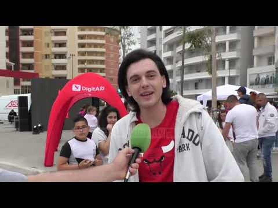 Digitalb feston në Vlorë - Top Channel Albania - News - Lajme