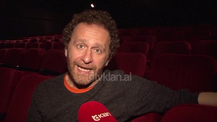 Te shpjegosh fiziken permes teatrit