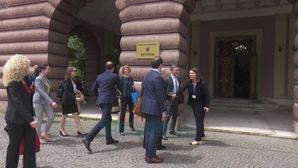 Kongresmenët amerikanë në zyrën e Ramës e të Metës - News, Lajme - Vizion Plus