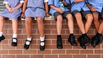 Una niña contrae una horrible infección al probarse zapatos nuevos para la escuela