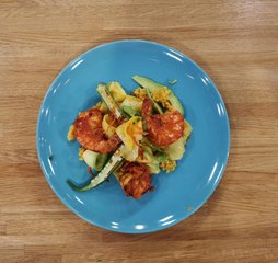 Salade de kalawang, avocat et crevettes