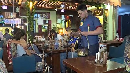 الموازنة التقشفية في لبنان تمس بالنرجيلة وتثير غضب محبيها