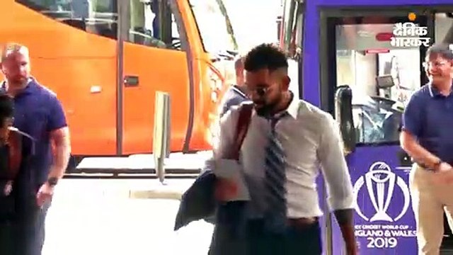 वर्ल्डकप में भाग लेने लंदन पहुंची टीम इंडिया