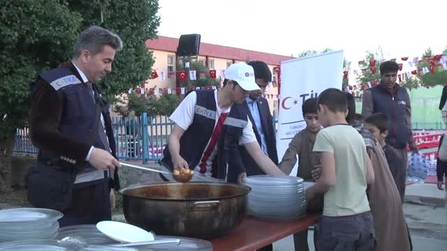 TİKA'dan Afganistan'daki yetimlere iftar - KABİL