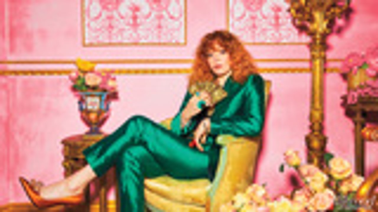 'Russian Doll' Star Natasha Lyonne Talks Making Her Way Back Into Hollywood, How Jokes "Relive Suffering" | Comedy Actress Roundtable