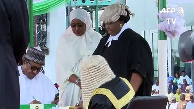 Presidente da Nigéria toma posse para segundo mandato