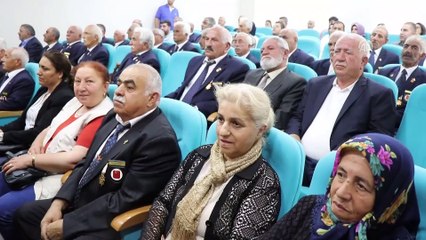 Kıbrıs gazilerine madalya ve beratları verildi - ERZİNCAN