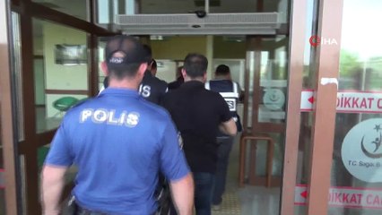 Sahte bomba düzenekli soyguncuyu topallaması yakalattı