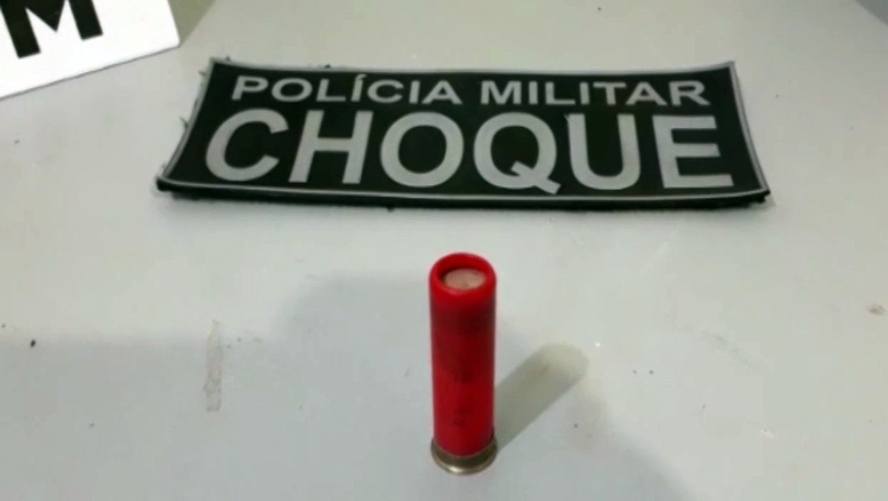 Choque apreende localiza munição de espingarda em imóvel no Bairro Esmeralda
