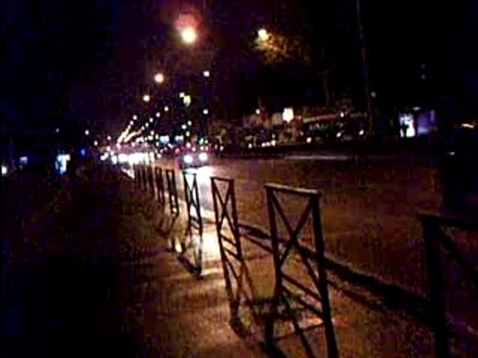 THIAIS LA NUIT