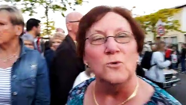 En Voiture Simone ! offre une arrivée digne du festival de Cannes aux retraités