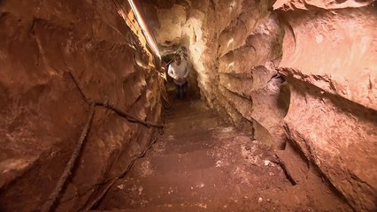 إسرائيل تكشف عن أنفاق لحزب الله تخترق عمقها