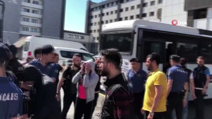 İstanbul’da narkotik operasyonunda gözaltına alınan 80 kişi adliyeye sevk edildi