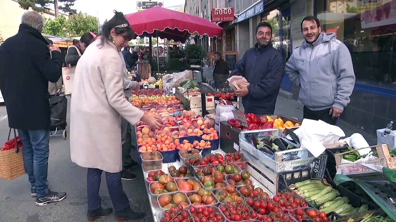 Hautes-Alpes : le marché de Briançon 100% local