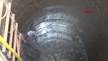 MUĞLA Temizlemek için indiği kuyuda mahsur kaldı