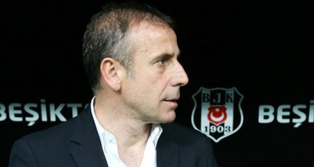 Abdullah Avcı 7 kişiyle birlikte Beşiktaş'a geliyor