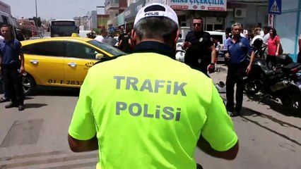 Yaralı polislere vatandaşlardan 'güneş koruması' - ADANA