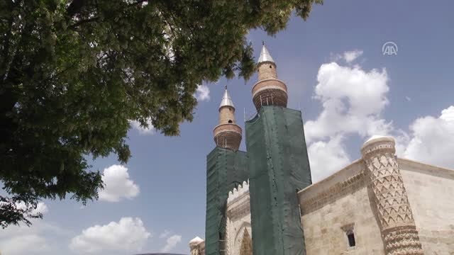 Mavi Medrese ziyarete açıldı - SİVAS