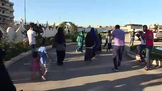 Syrie: les Kurdes remettent 148 femmes et enfants ouzbeks affiliés à l'EI à leur pays