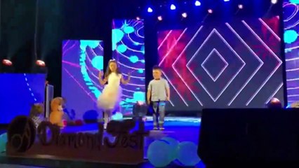 Dielli dhe Nida Abazi