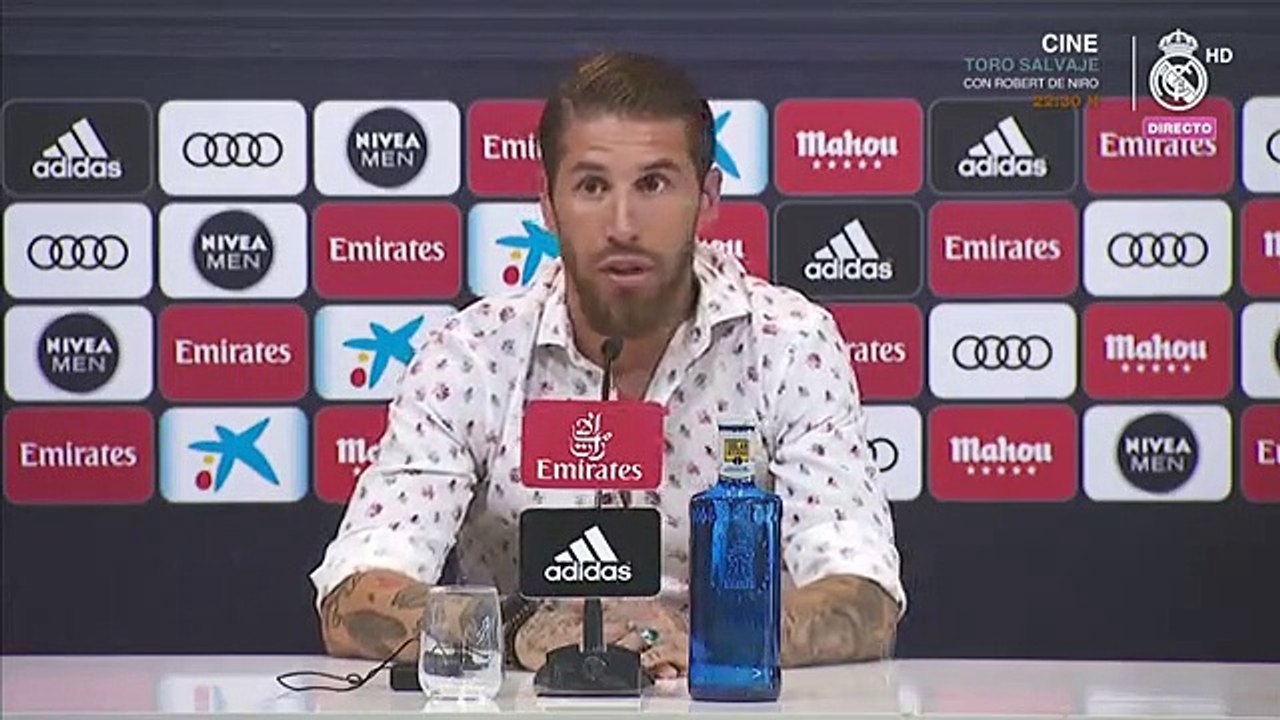 Sergio Ramos acalla los rumores: "Me quedo en el Real Madrid, jugaría gratis aquí"