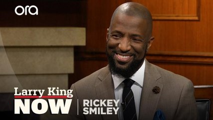 "It was horrible": Rickey Smiley reveals moment he was booed during comedy routine