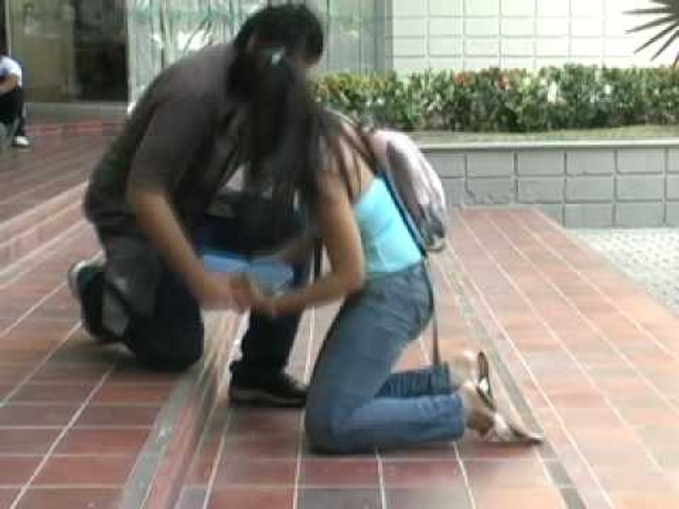 UTB-La solidaridad.wmv