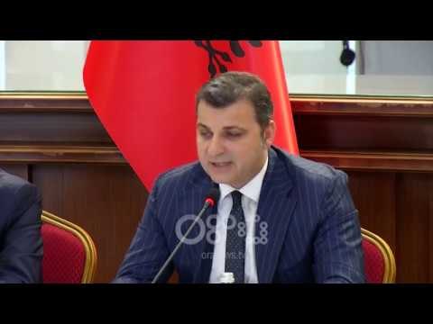 RTV Ora - Sejko apel bankave: Kreditoni sektorët që kanë potencial zhvillimi për ekonominë