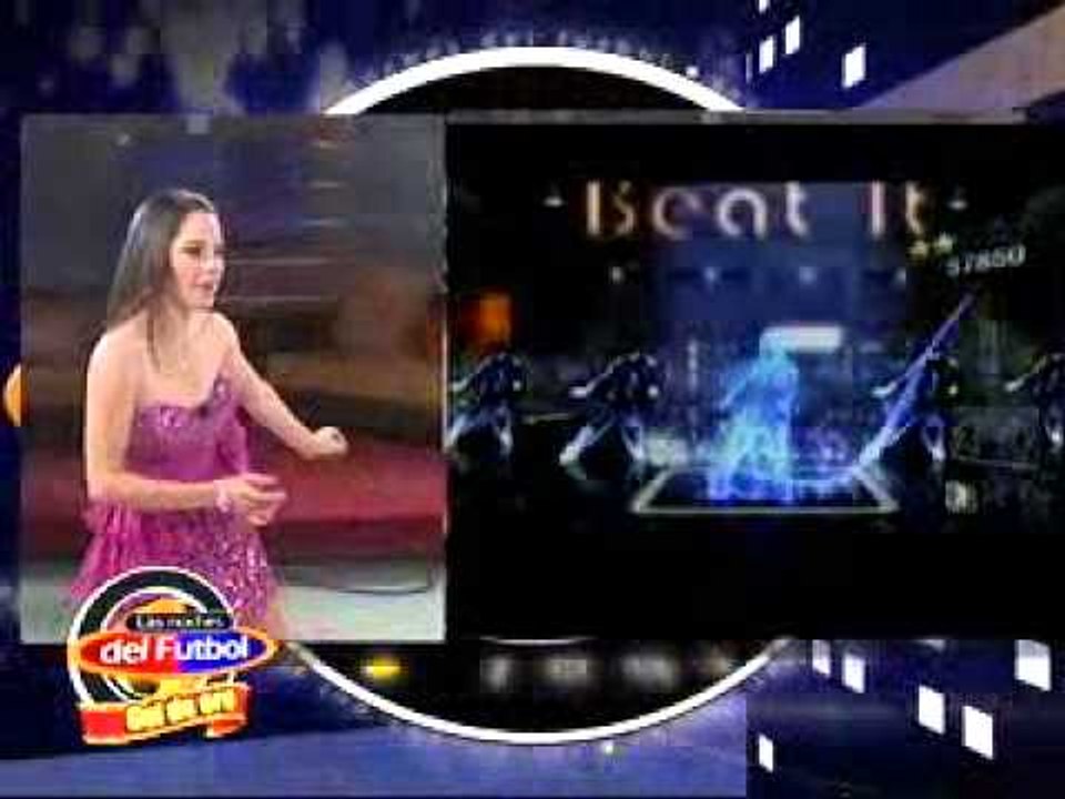 Arely baila como Michael Jackson
