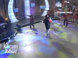 Ernesto Chavana interpreta el " Camion"