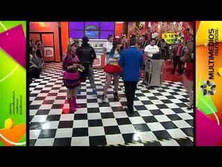 Mario y El hijo del Ninja se pelean.