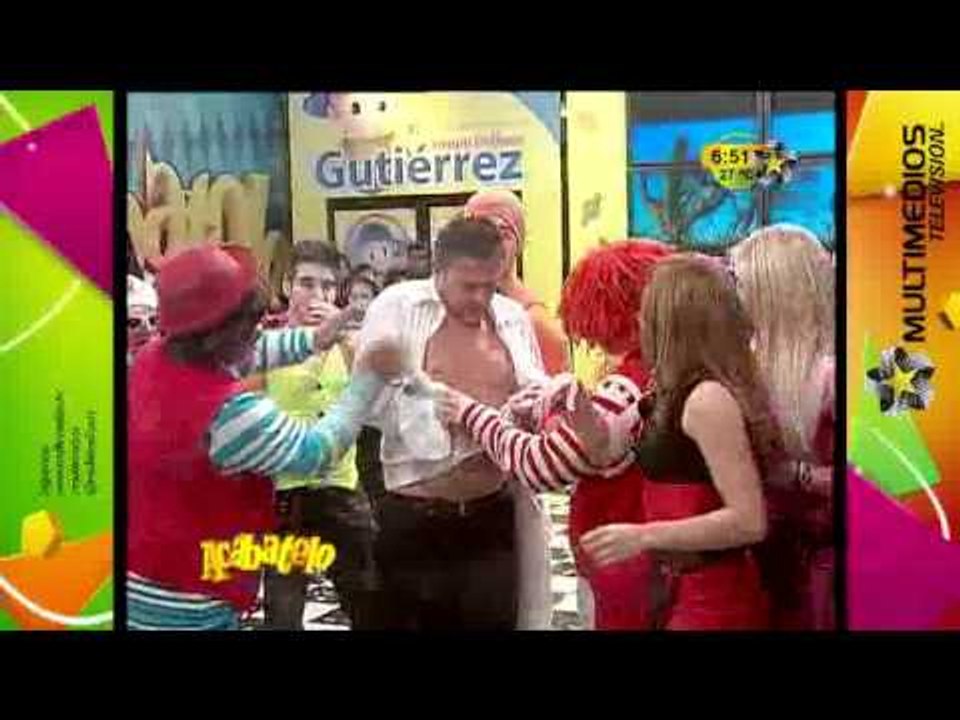 ¡Fuera camisa de Mayito!