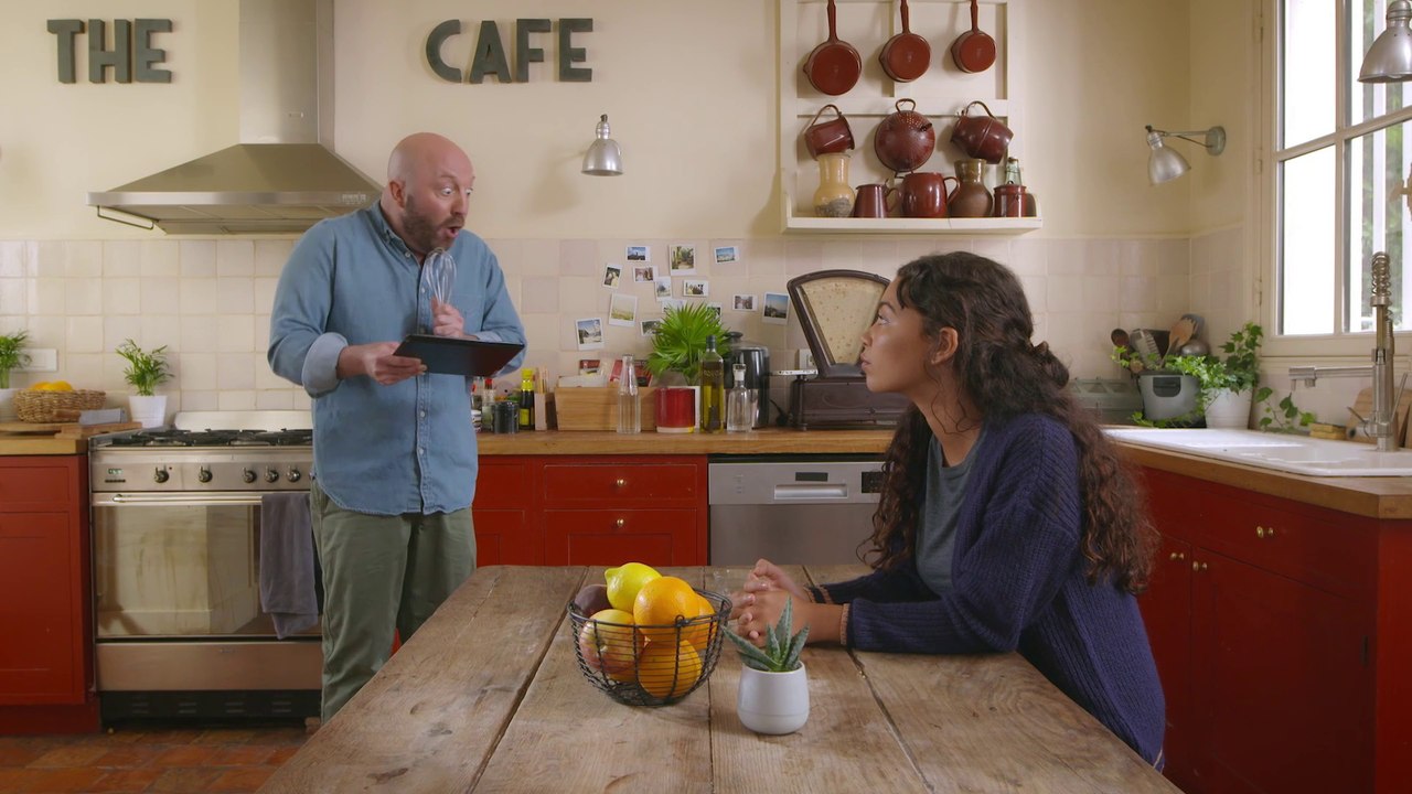 « LA FAMILLE TOUT-ÉCRAN » : Ami, ami