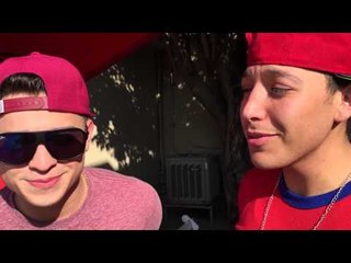 Jerry y Snuppy nos cantan
