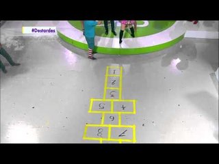 Las chicas juegan al bebeleche