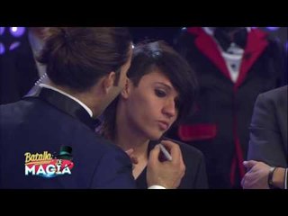 Poncho dibuja sonrisas en la gente