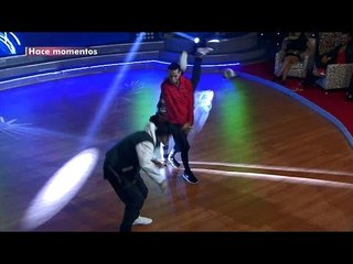 Chocolove le da una patada a Pablito