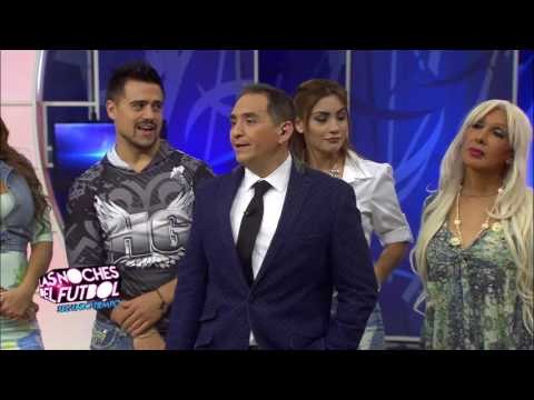 Se tatúan los nombres de los novios y terminan con ellos