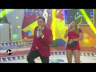 La hace llorar con su reflexión