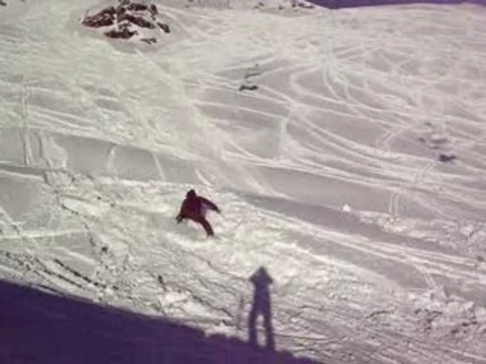 Superbe saut en miniski de Ben...