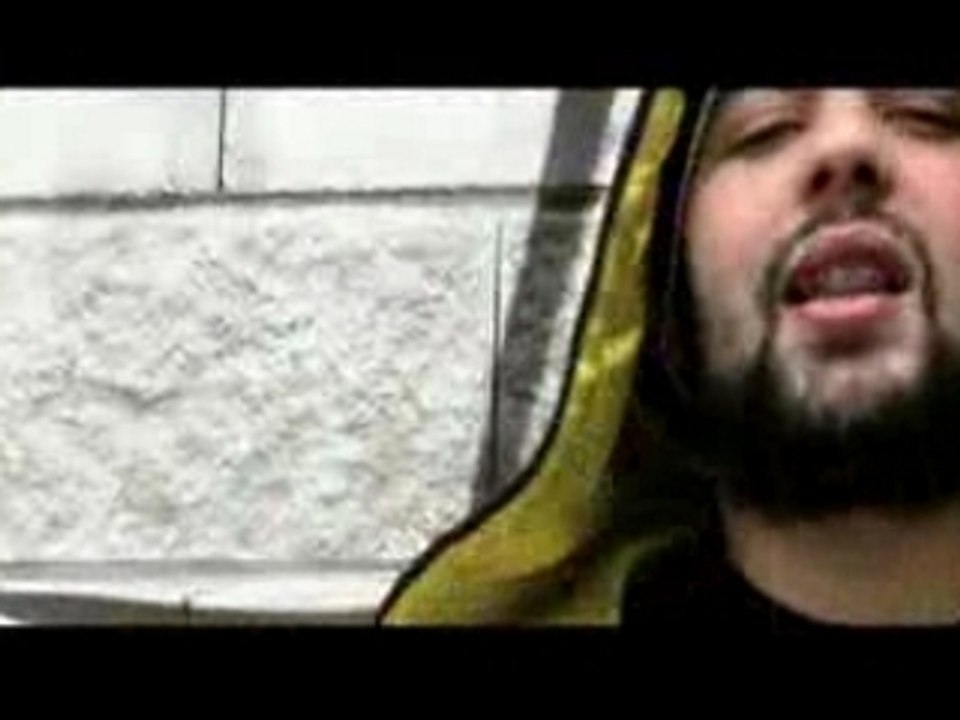 Larsen ft. Shirde - C'est la merde