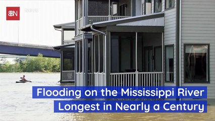 Flooding On The Mississippi River Is Bad