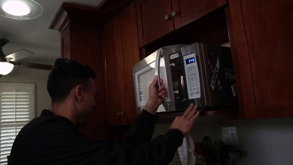 Todo es más ruidoso en la noche, Nunca Mencionado-Never Mentioned