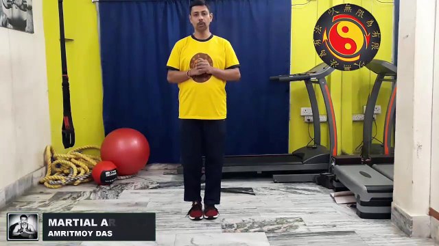 How to Throw a Hook Punch in Bruce Lee's Jeet Kune Do in [Hindi - हिन्दी],