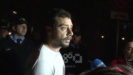 RTV Ora - Policia përplaset me qytetarët në zonën e Selvisë