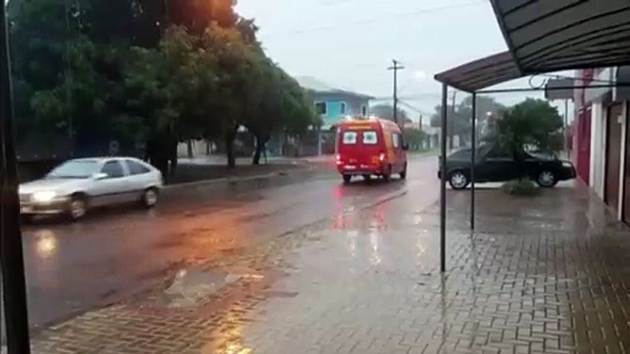 Siate atende mulher de 40 anos no Bairro Santa Felicidade